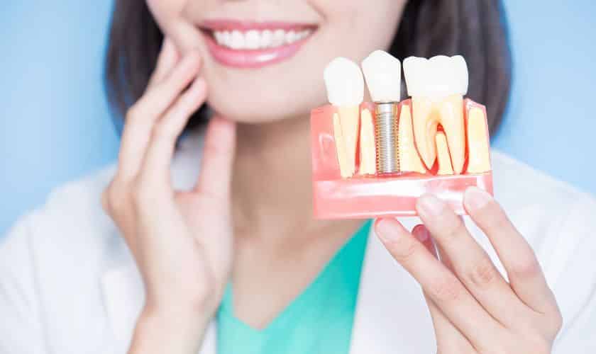 Featured image for “5 Ways Dental Implants Improve Quality Of Life”